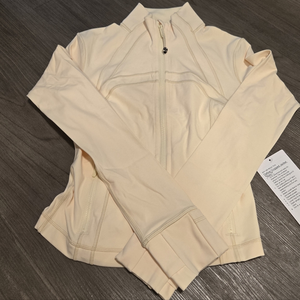 Lululemon Cropped Define Jacket butter cream 2 4